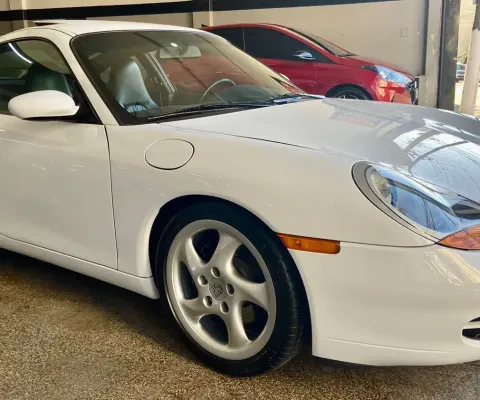 carro de coleçao extremamente novo, manual e chave reserva