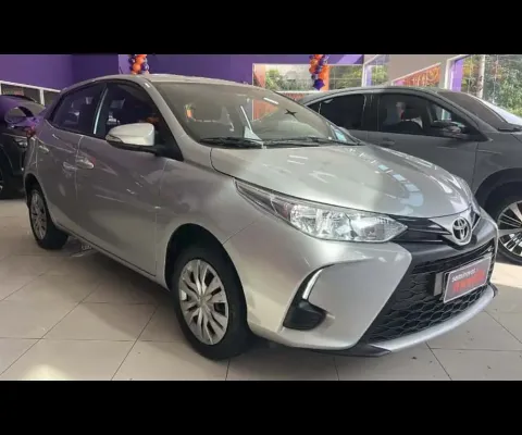 Toyota yaris yaris 1.5 xl plus connect cvt
