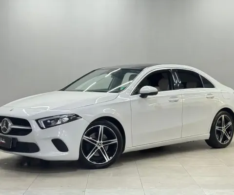 Mercedes A200 2020 — Luxo, Tecnologia e Desempenho em Estado Impecável!