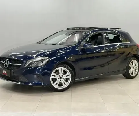 Mercedes-Benz A200 2018 Top de Linha • Teto Solar • Esportividade e Luxo
