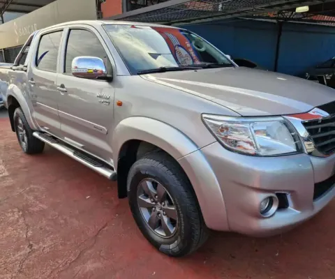 TOYOTA HILUX 2.7 SRV 4X2 CD 16V FLEX 4P AUTOMÁTICO