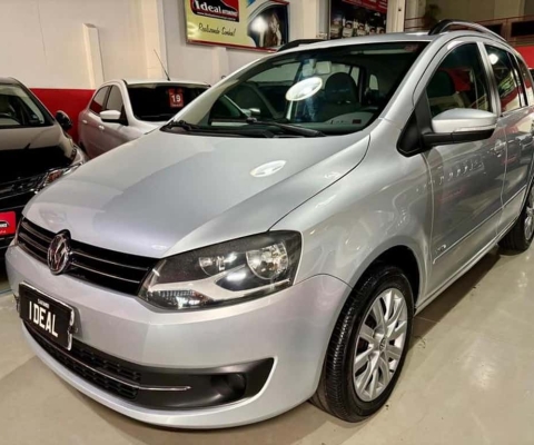 VOLKSWAGEN SPACEFOX TREND GII 2014