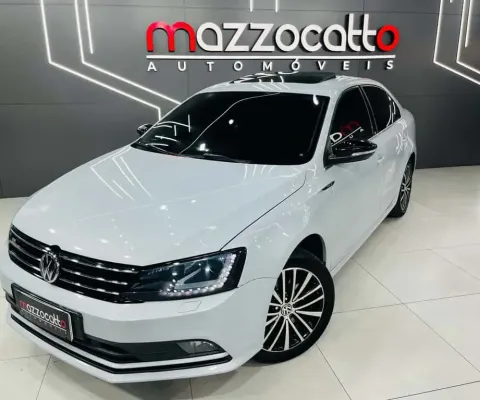 Volkswagen JETTA Highline 2.0 TSI 16V 4p Tiptronic