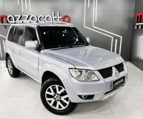 Mitsubishi PAJERO PAJERO 2.0 TR4 FLEX 4X4 AUT. 20V