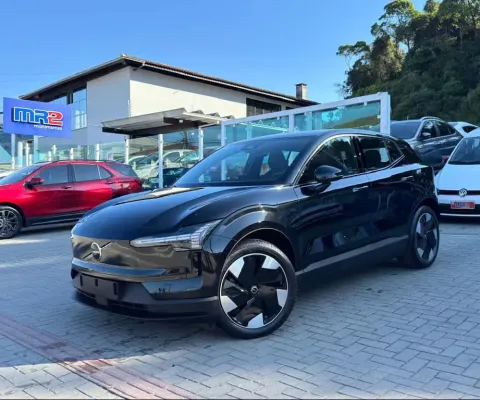 Volvo EX30 E60 Plus (Elétrico)