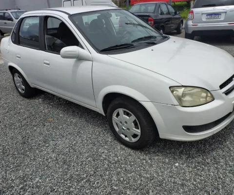 CORSA CLASSIC 1.0 2015 em bom estado bem a baixo da fip 