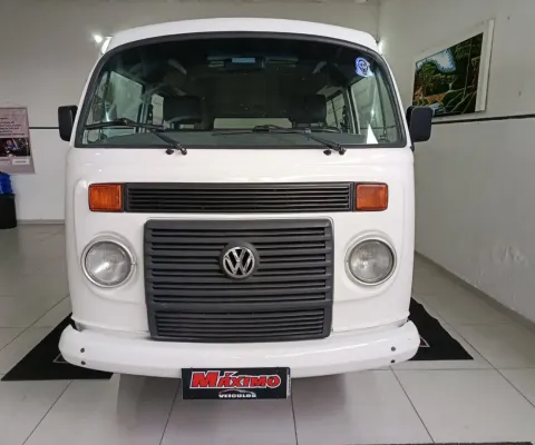 VolksWagen Kombi Standard 1.4 Mi Total Flex 8V - Branco - 2013