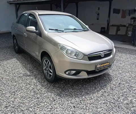 grand siena essence automatico