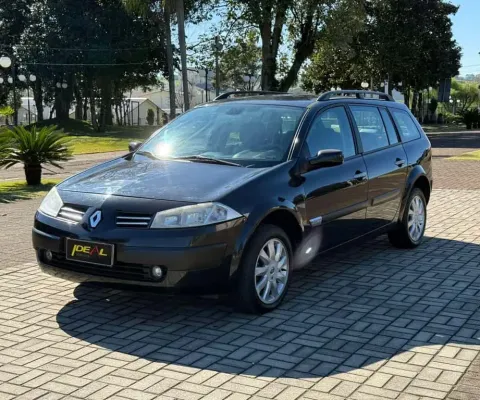Renault Mégane Grand Tour Dynamique 2.0  - Preta - 2009/2010