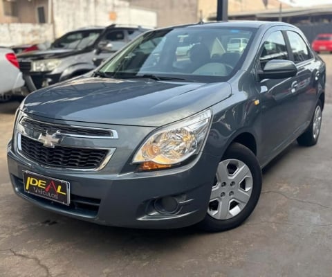 Chevrolet Cobalt LT 1.8  - Cinza - 2012/2013