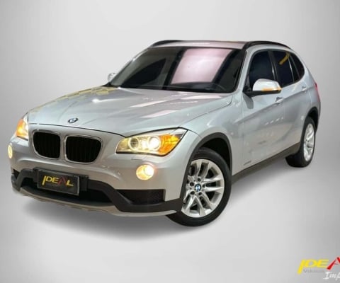 BMW X1 s20i  - Prata - 2014/2015