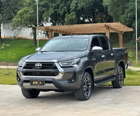 Toyota Hilux Limited - Cinza - 2022/2023