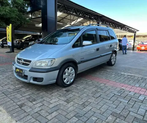 Chevrolet Zafira Comfort 2.0  - Prata - 2010/2010