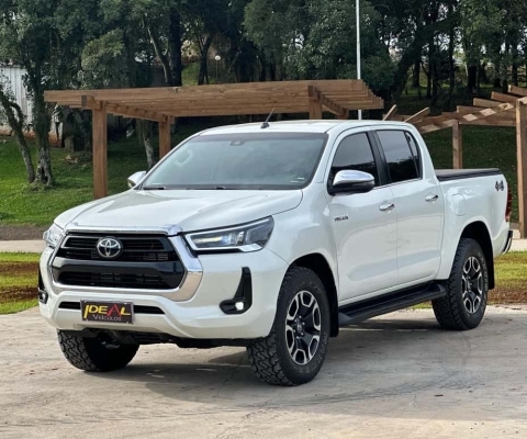 Toyota Hilux CD SRX 4x4 2.8 TDI 16V Diesel Aut.  - Branca - 2021/2021