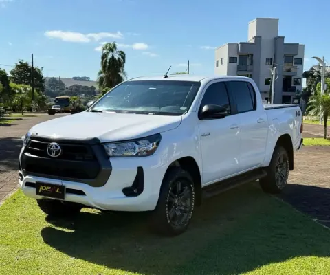 Toyota Hilux CDSR A4FD - Branca - 2023/2024