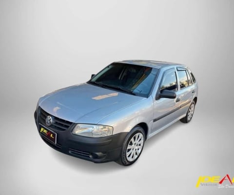Volkswagen Gol City (Trend)/Titan 1.0 T. Flex 8V 4p  - Prata - 2006/2007