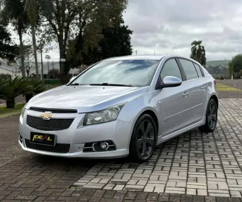 Chevrolet Cruze LT HB - Prata - 2013/2014