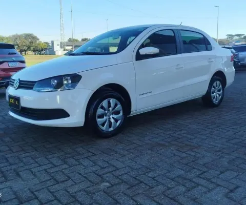 Volkswagen Voyage 1.6 - Branca - 2014/2015