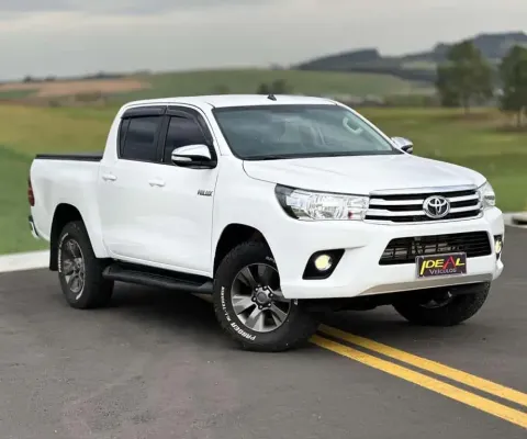 Toyota Hilux CD SRV 4x4 2.8 TDI Diesel Aut.  - Branca - 2016/2016