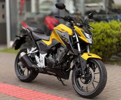 Honda CB 300 TWISTER ABS - Dourada - 2023/2023