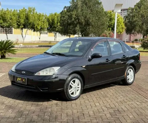 Ford Focus Sedan 2.0L FC - Preta - 2006/2007