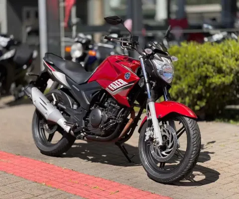 Yamaha YS 250 FAZER - Vermelha - 2014/2015
