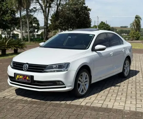 Volkswagen Jetta Highline 2.0 TSI  - Branca - 2015/2015
