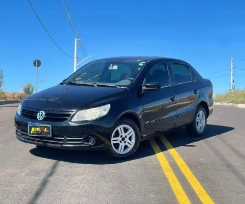 Volkswagen Voyage 1.0 - Preta - 2010/2010