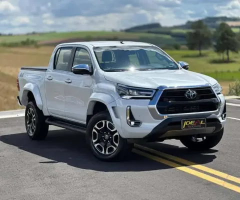 Toyota Hilux SRX PLUS - Branca - 2024/2024