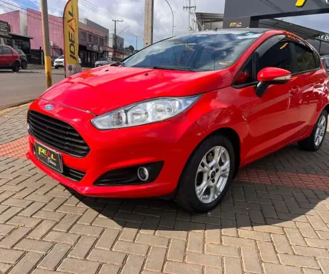 Ford Fiesta 1.5 Flex - Vermelha - 2013/2014