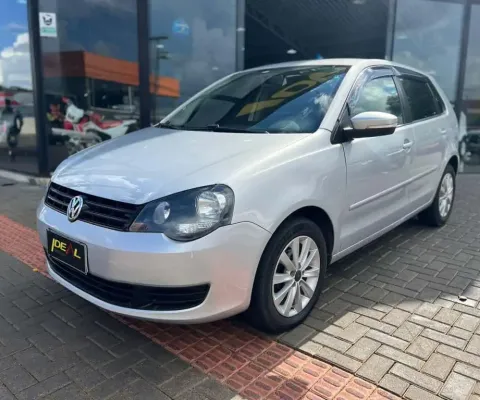 Volkswagen Polo Mi - Prata - 2013/2014