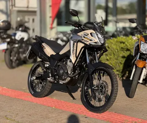 Honda XRE 300 SAHARA Adventure - Bege - 2024/2024