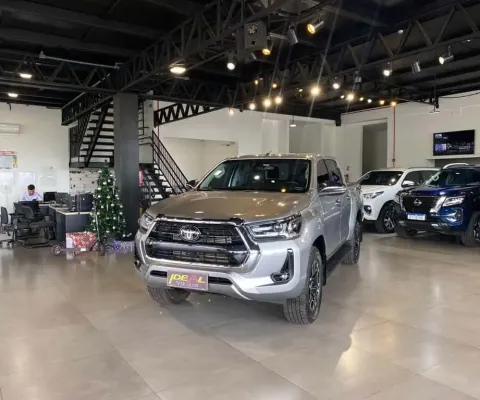 Toyota Hilux Srx Limited - Prata - 2022/2023