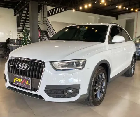 Audi Q3 S-tronic - Branca - 2012/2013