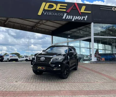 Toyota Hilux SW4 Hilux SW4 SRV 4x2 2.7 - Preta - 2021/2021