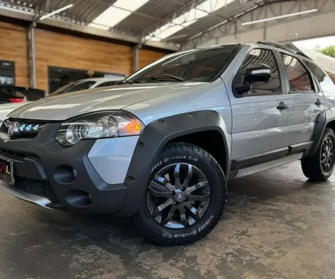 Fiat Palio Weekend Adventure LOCKER 1.8 Flex  - Prata - 2013/2014