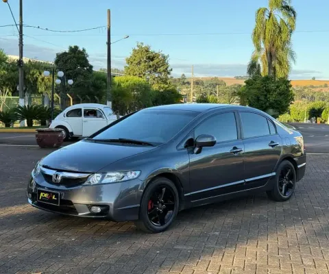 Honda Civic LXS - Cinza - 2006/2007