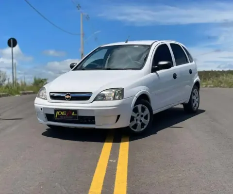 Chevrolet Corsa Hatch Maxx - Branca - 2011/2012