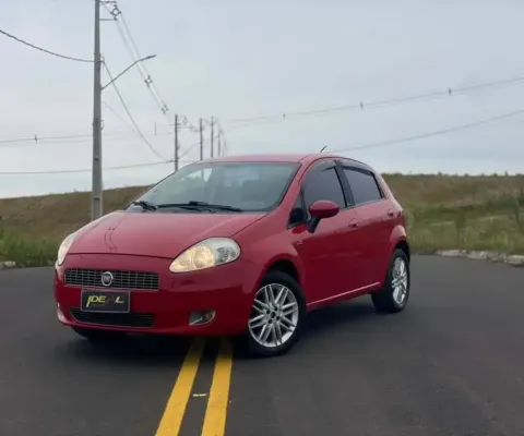 Fiat Punto Essence - Vermelha - 2010/2011