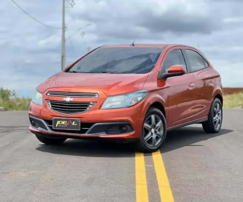Chevrolet Onix 1.4 LT - Laranja - 2013/2013