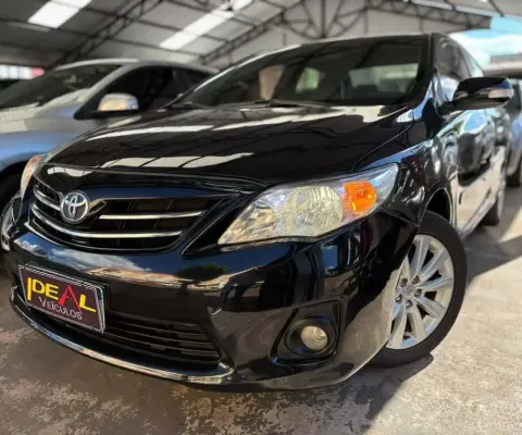 Toyota Corolla Altis 2.0 - Preta - 2013/2014