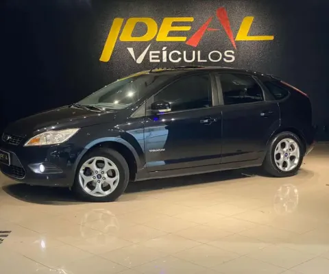 Ford Focus /  TI 2LHCFLEX - Preta - 2013/2013