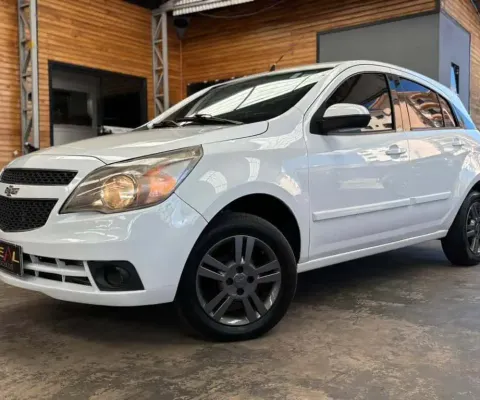 Chevrolet Agile 1.4 LTZ  - Branca - 2012/2013
