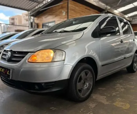 Volkswagen Fox City 1.0 - Prata - 2008/2009