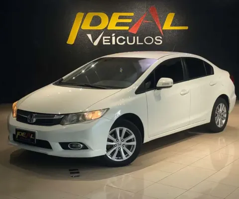 Honda Civic Sedan LXR 2.0 Flexone 16V Aut. 4p  - Branca - 2013/2014