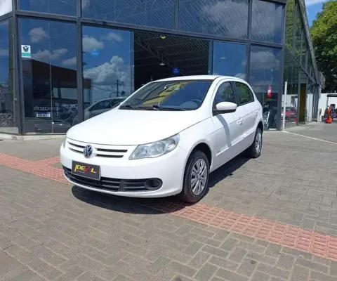 Volkswagen Gol 1.6 - Branca - 2012/2013