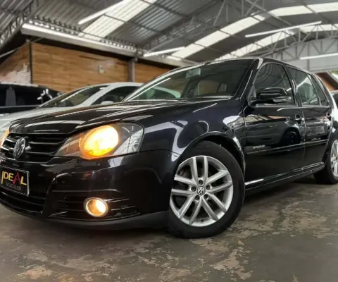 Volkswagen Golf Sportline 2.0  - Preta - 2011/2011