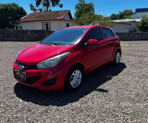 Hyundai HB20 1.6 Comfort - Vermelha - 2013/2013