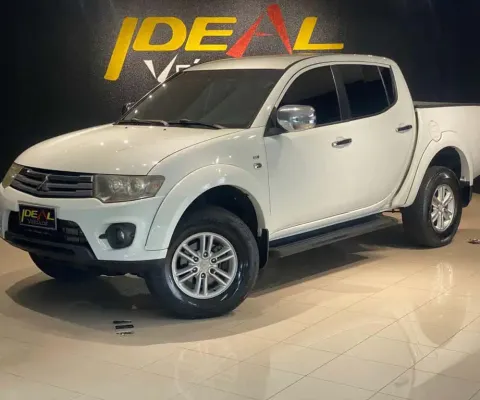Mitsubishi L200 Triton HPE 3.2 CD TB Int.Diesel Aut  - Branca - 2014/2015
