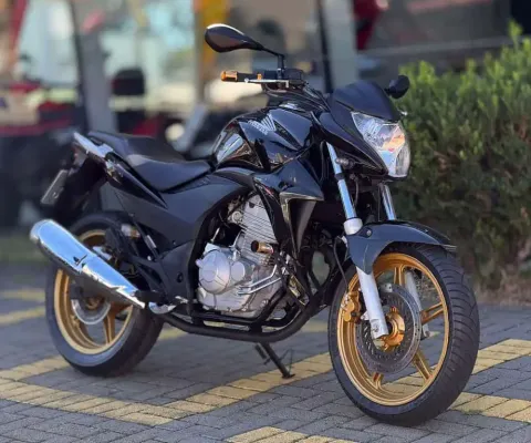 Honda CB 300 R - Preta - 2013/2013
